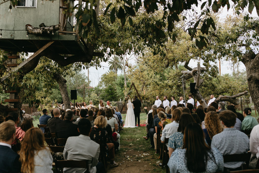 how to pull of a backyard wedding